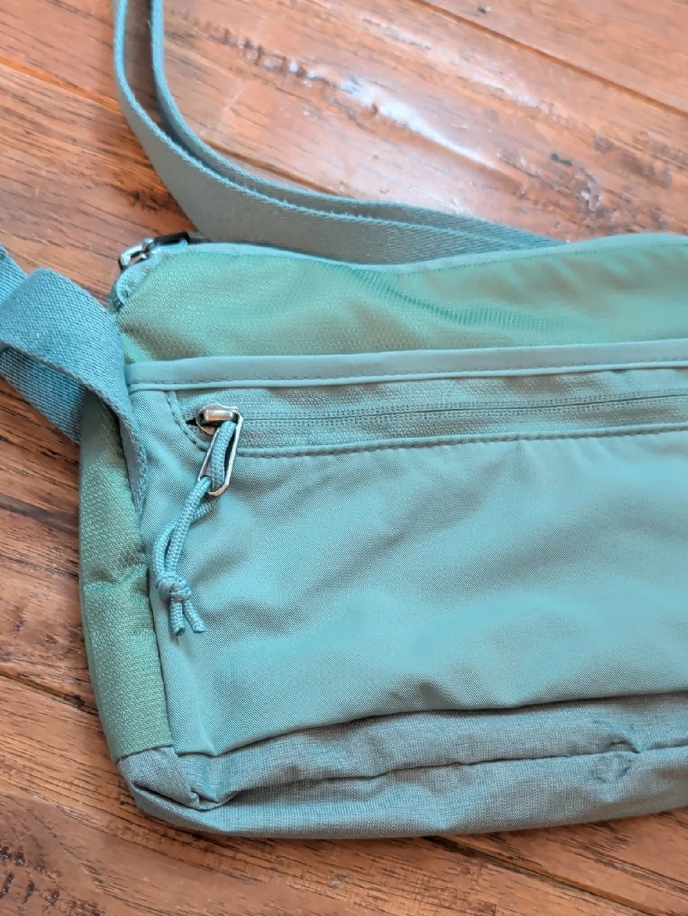 Eddie Bauer Blue Green Nylon Crossbody Bag